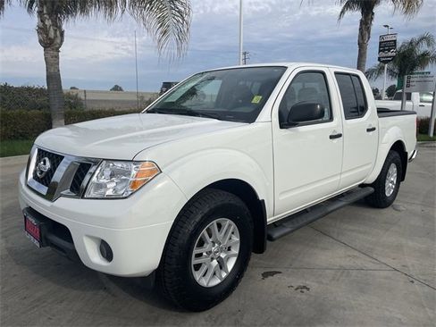 Used 2020 Nissan Frontier SV image 4