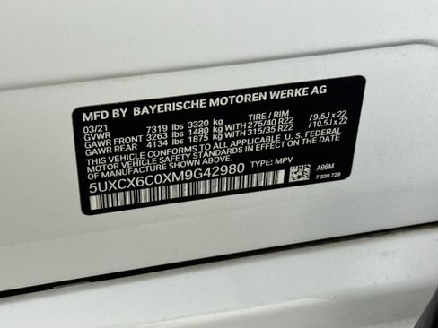 Used 2021 BMW X7 M50i AWD/4WD image 33