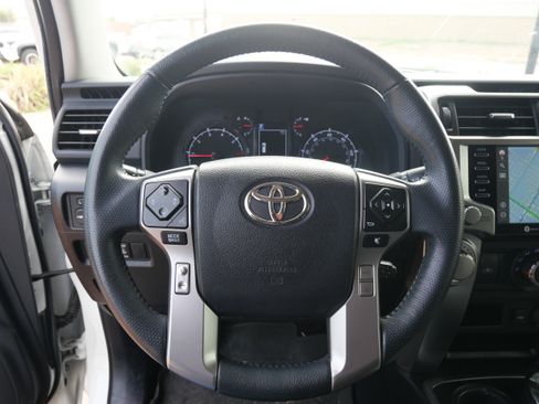 Used 2021 Toyota 4Runner SR5 Premium w/ Moonroof Package image 12
