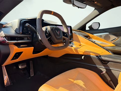 Used 2020 Chevrolet Corvette Stingray Premium Cpe w/ 3LT Preferred Equipment Group RWD image 2