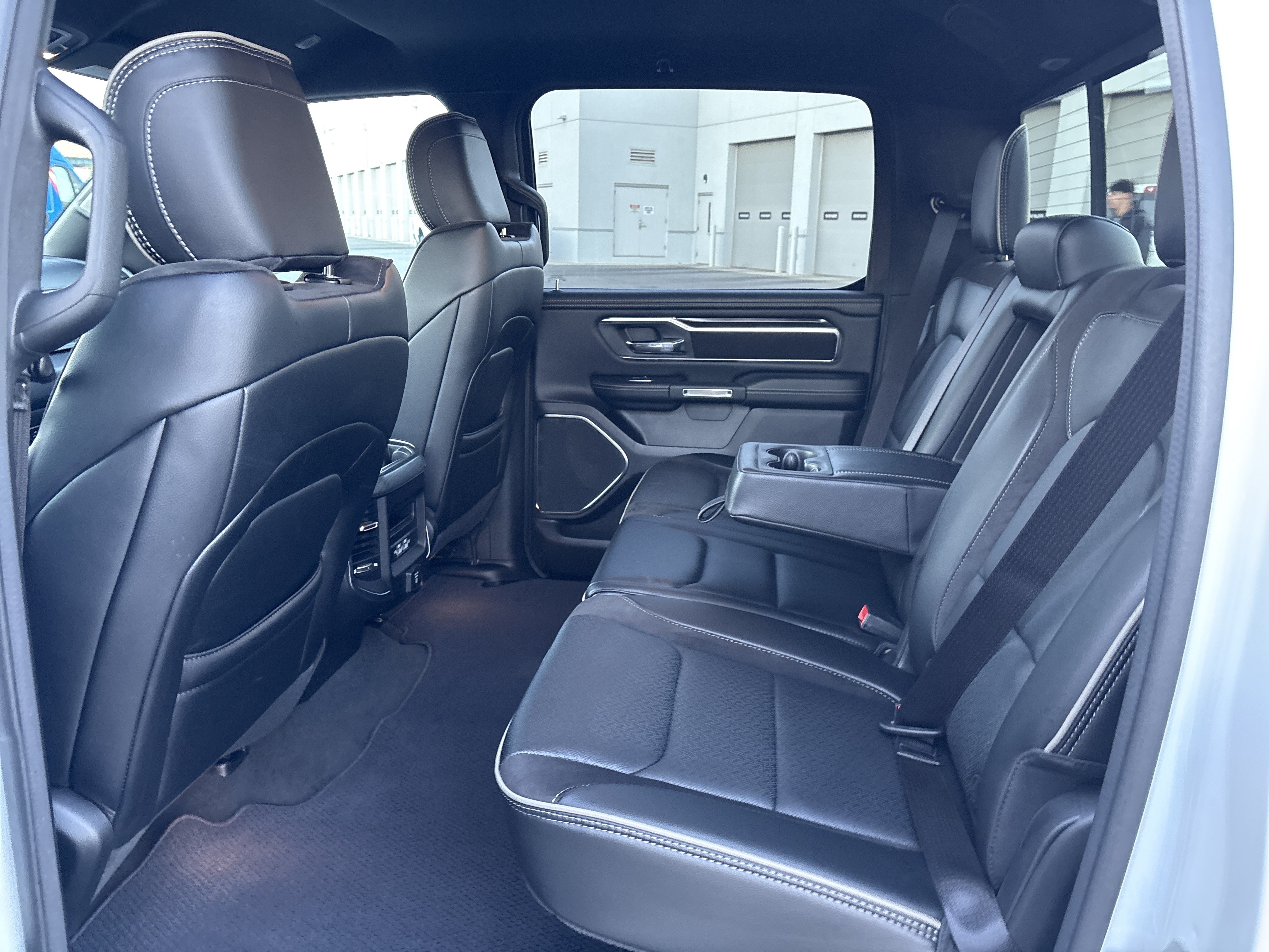 Used 2023 RAM 1500 Laramie AWD/4WD image 33