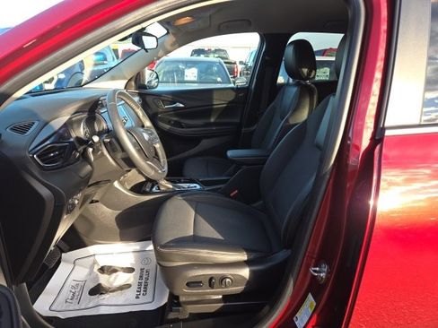 Used 2022 Buick Encore GX Preferred w/ Cold Weather Comfort Package image 17