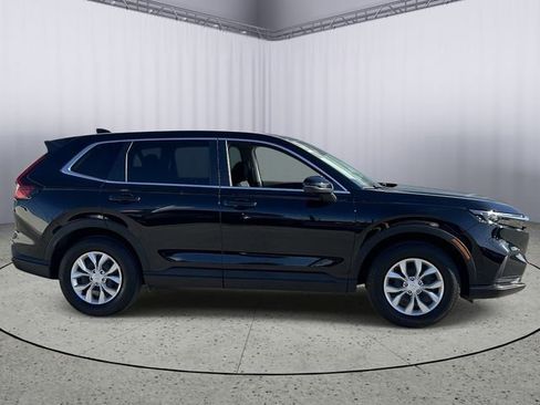 Used 2025 Honda CR-V LX image 6