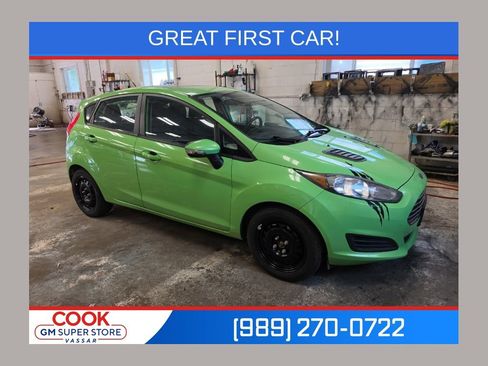 Used 2014 Ford Fiesta SE w/ Comfort Package FWD image 1
