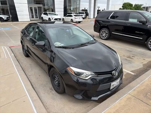 Used 2015 Toyota Corolla L FWD image 3