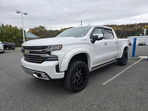 Used 2021 Chevrolet Silverado 1500 High Country w/ Technology Package image 8