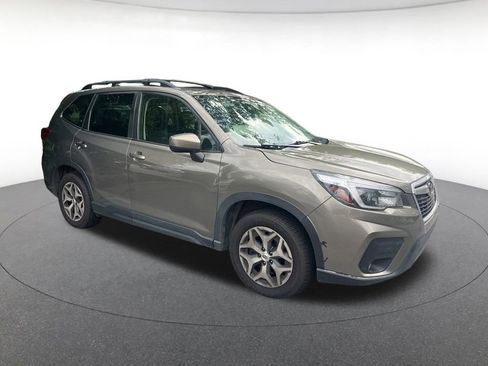 Used 2021 Subaru Forester Premium w/ Popular Package #1 AWD/4WD image 4