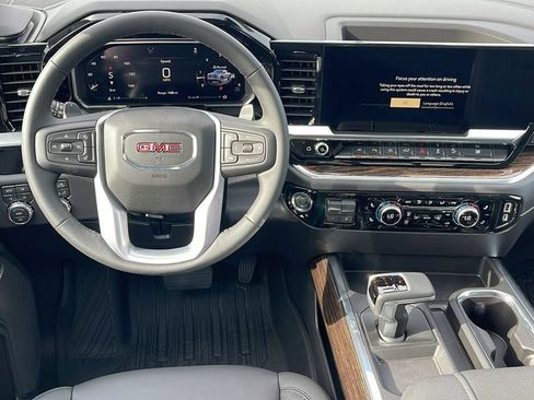 New 2026 GMC Sierra 1500 Elevation w/ Elevation Premium Package AWD/4WD image 17