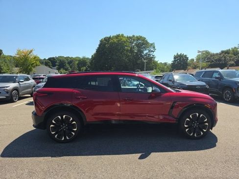 Used 2024 Chevrolet Blazer EV RS AWD/4WD image 8