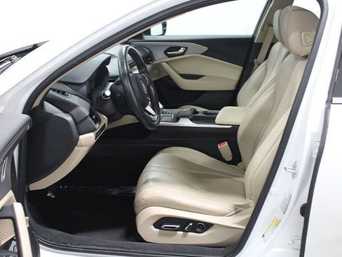 Used 2023 Acura TLX FWD image 11