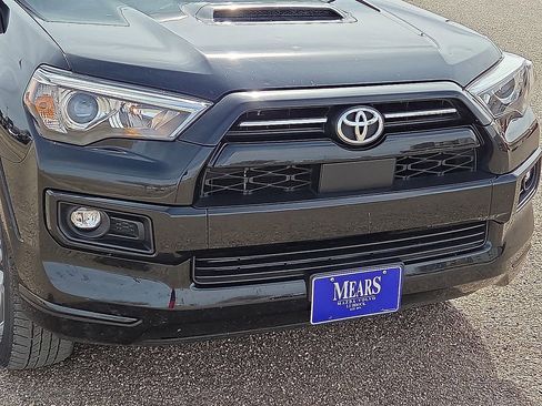 Used 2023 Toyota 4Runner TRD Sport image 9