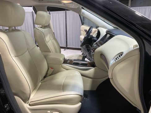 Used 2017 INFINITI QX60 FWD w/ Deluxe Technology Package image 14