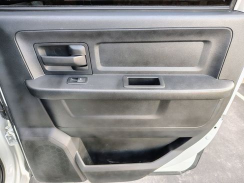 Used 2012 RAM 3500 ST w/ Chrome Appearance Group image 13