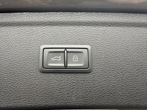 Used 2023 Audi Q5 2.0T Premium Plus image 36