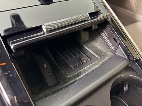 Certified 2025 Porsche Panamera 4 AWD/4WD image 26