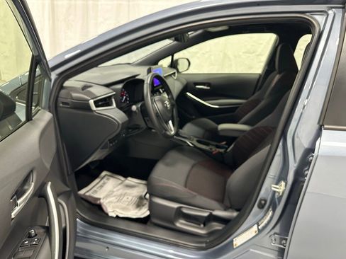 Used 2025 Toyota Corolla SE image 10