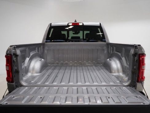 Used 2025 RAM 1500 Laramie image 32