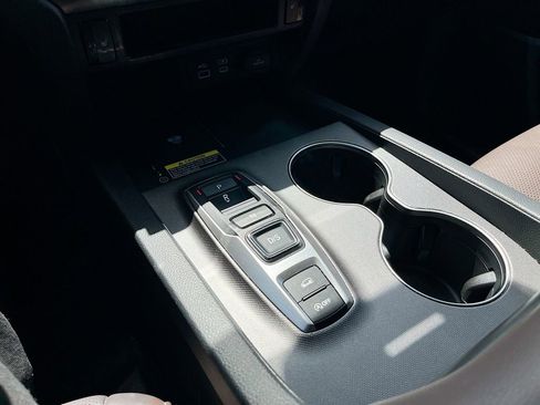 Used 2025 Honda Passport EX-L image 16