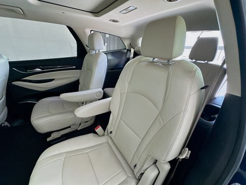 Used 2022 Buick Enclave Premium w/ Experience Buick Package AWD/4WD image 25