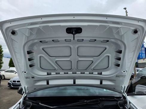 Used 2026 Tesla Model Y AWD image 17