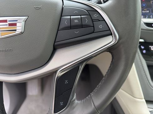 Certified 2023 Cadillac XT5 Premium Luxury image 29