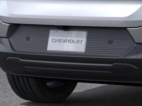 New 2026 Chevrolet Equinox EV LT w/ Convenience Package II FWD image 14