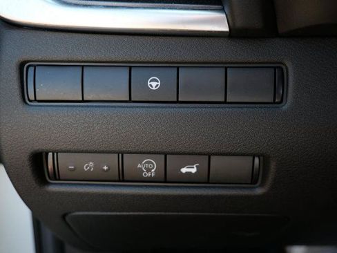 Certified 2023 Nissan Rogue SV w/ SV Premium B Package AWD/4WD image 27