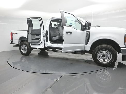 New 2026 Ford F350 XL w/ FX4 Off-Road Package image 28