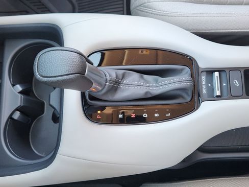 New 2026 Honda HR-V LX image 19