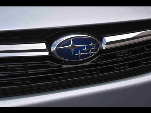 Used 2021 Subaru Impreza Premium image 41