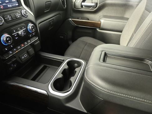 Used 2021 GMC Sierra 1500 Elevation w/ Preferred Package image 33