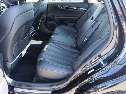 Used 2023 Genesis G80 2.5T image 14