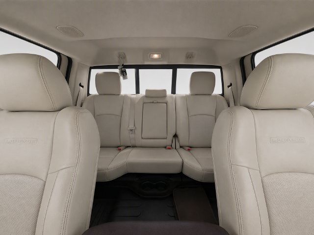 Used 2016 RAM 1500 Laramie w/ Convenience Group AWD/4WD image 15