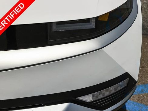 Certified 2024 Hyundai Ioniq 5 SE RWD image 10