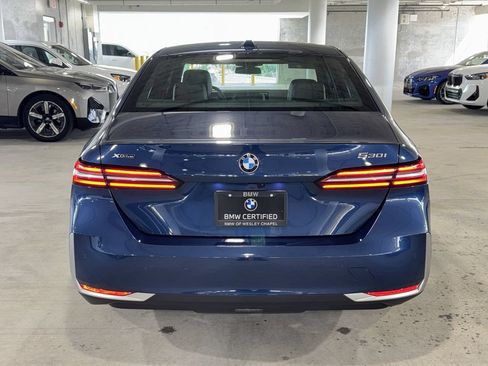 Used 2024 BMW 530i xDrive w/ Convenience Package AWD/4WD image 6