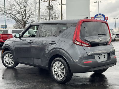 Used 2020 Kia Soul LX image 17