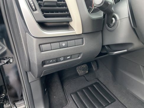 New 2026 Nissan Rogue SV AWD/4WD image 27