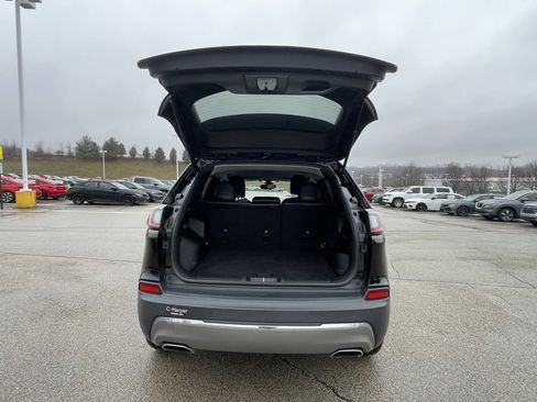 Used 2020 Jeep Cherokee Limited image 16