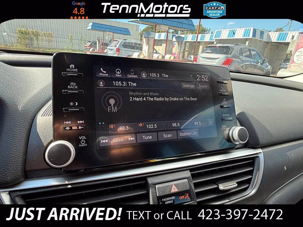 Used 2018 Honda Accord Touring image 17