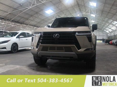 Used 2026 Lexus GX 550 AWD/4WD image 4