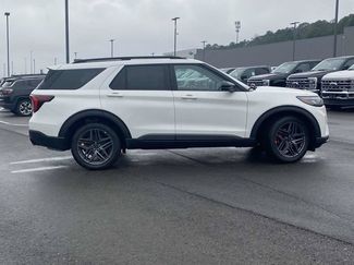New 2026 Ford Explorer ST w/ Sun And Sound Package AWD/4WD video 2
