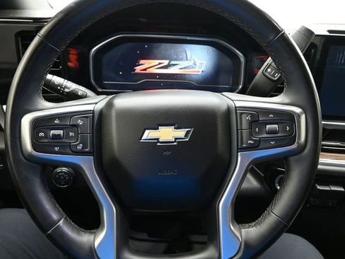 Used 2024 Chevrolet Silverado 2500 LT AWD/4WD image 38