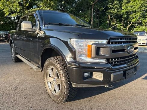 Used 2018 Ford F150 XLT w/ Equipment Group 302A Luxury AWD/4WD image 7
