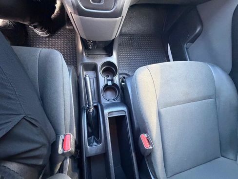Used 2018 Nissan NV200 S FWD image 24