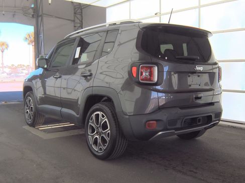 Used 2018 Jeep Renegade Limited w/ Trailer Tow Group image 4