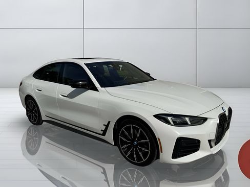 Used 2025 BMW 430i xDrive w/ M Sport Package AWD/4WD image 9