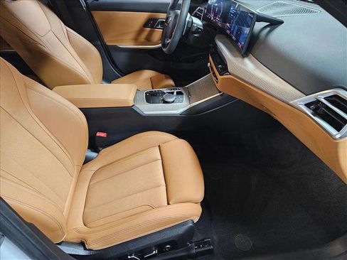 Certified 2025 BMW 330i Sedan w/ Premium Package image 21