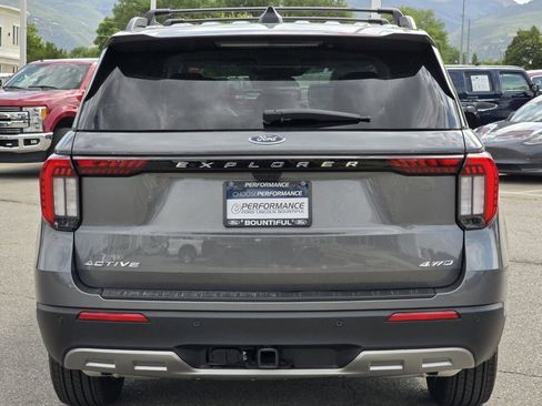 New 2025 Ford Explorer Active w/ Active Comfort Package image 18
