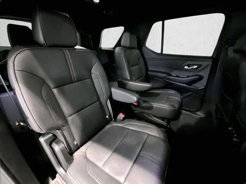 Certified 2023 Chevrolet Traverse RS FWD image 29