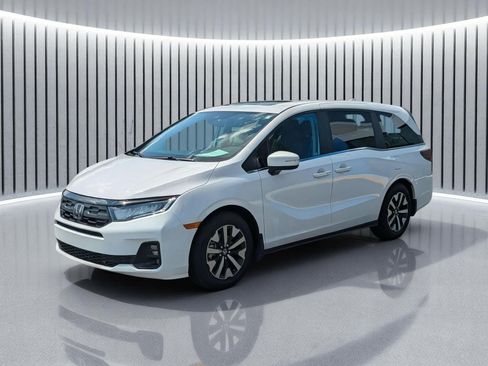 Certified 2026 Honda Odyssey EX-L image 11